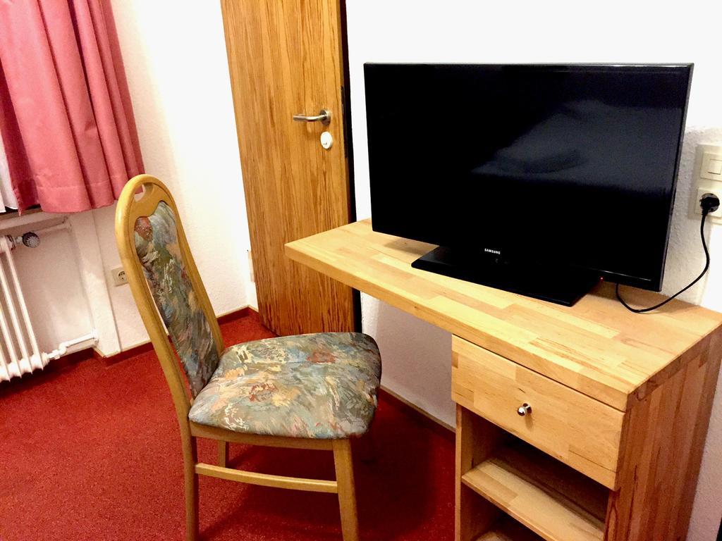 Hotel Haus Am Eberbach à Stadtoldendorf Chambre photo